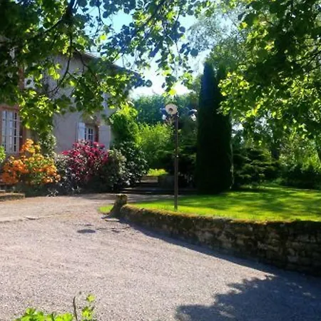 Bed & Breakfast Familiale Au Prieure Avec Acces Parc Et Grandes